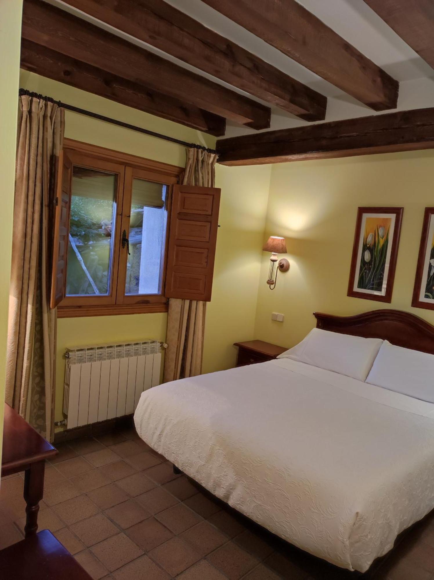 Hostal Posada La Panadera Sepulveda Ngoại thất bức ảnh