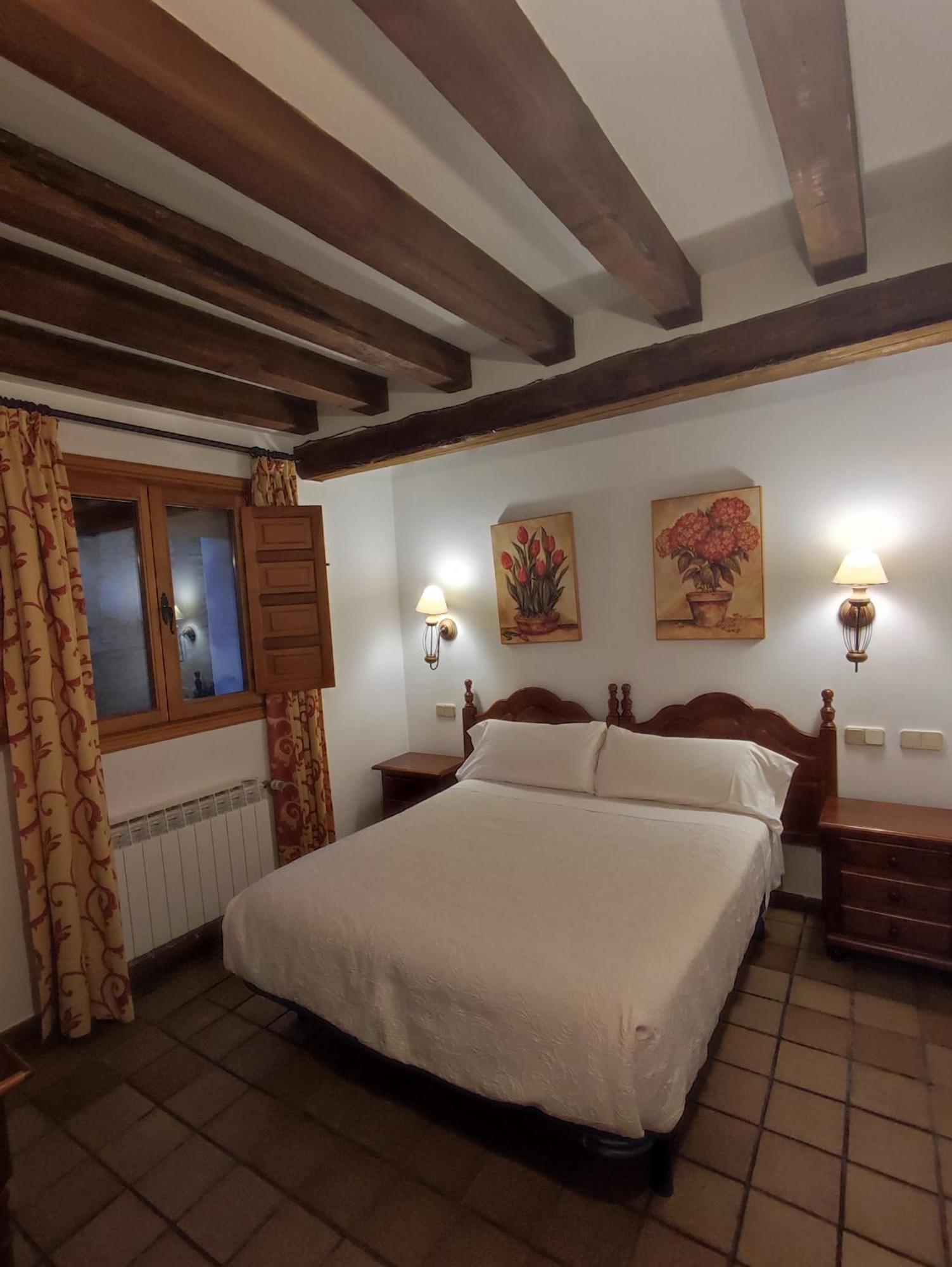 Hostal Posada La Panadera Sepulveda Ngoại thất bức ảnh