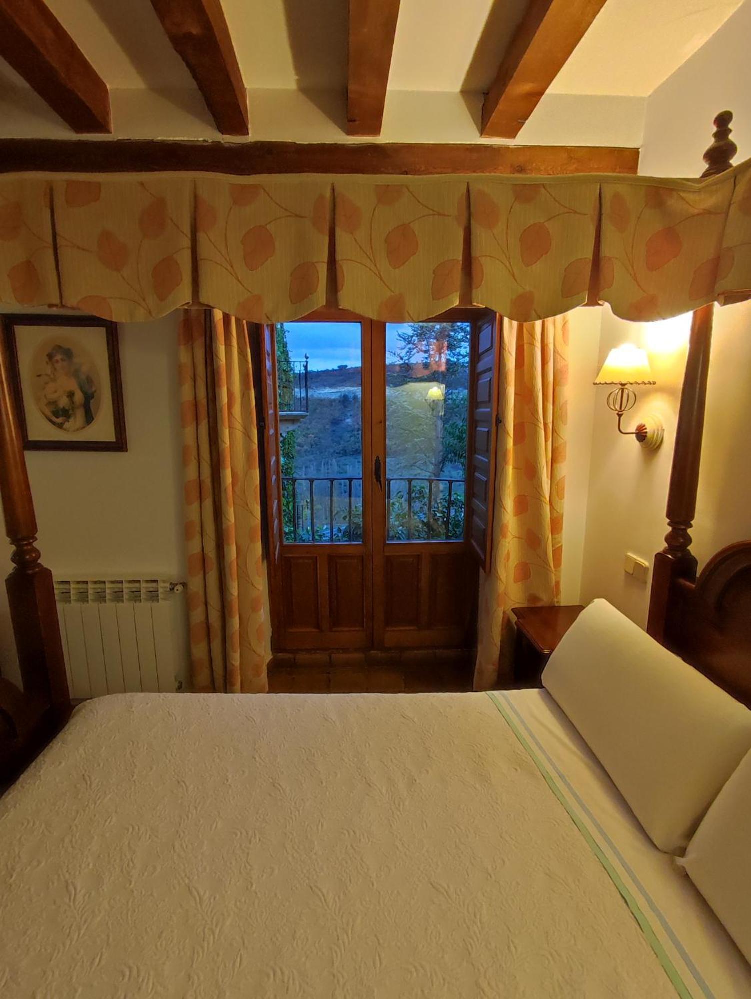 Hostal Posada La Panadera Sepulveda Ngoại thất bức ảnh